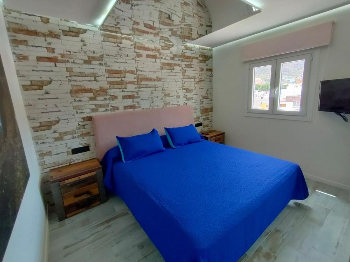 Apartamento En Primera Línea De Mar, Teresitas, Santa Cruz De Tenerife
